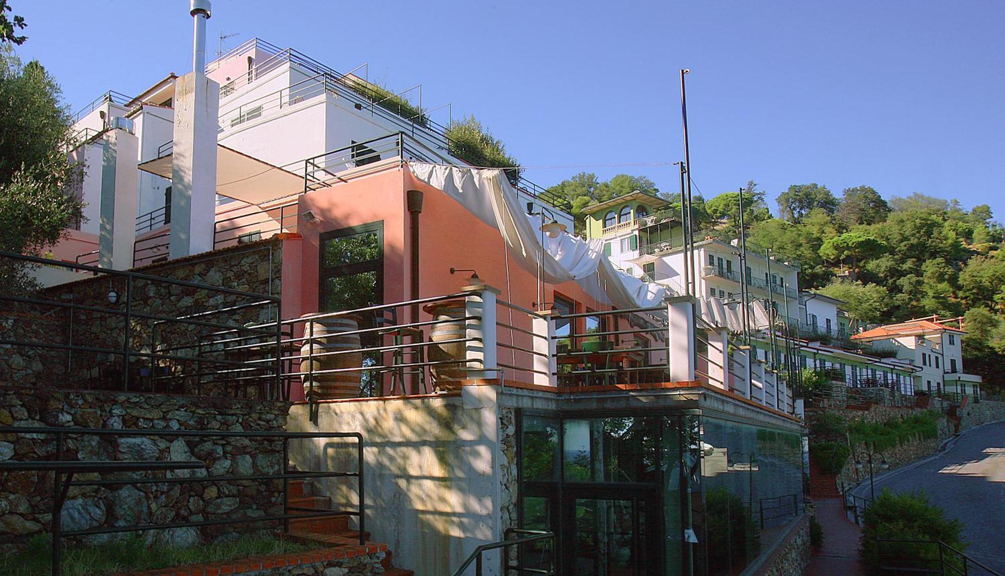 Residence Borgo San Sebastiano Bergeggi Ngoại thất bức ảnh
