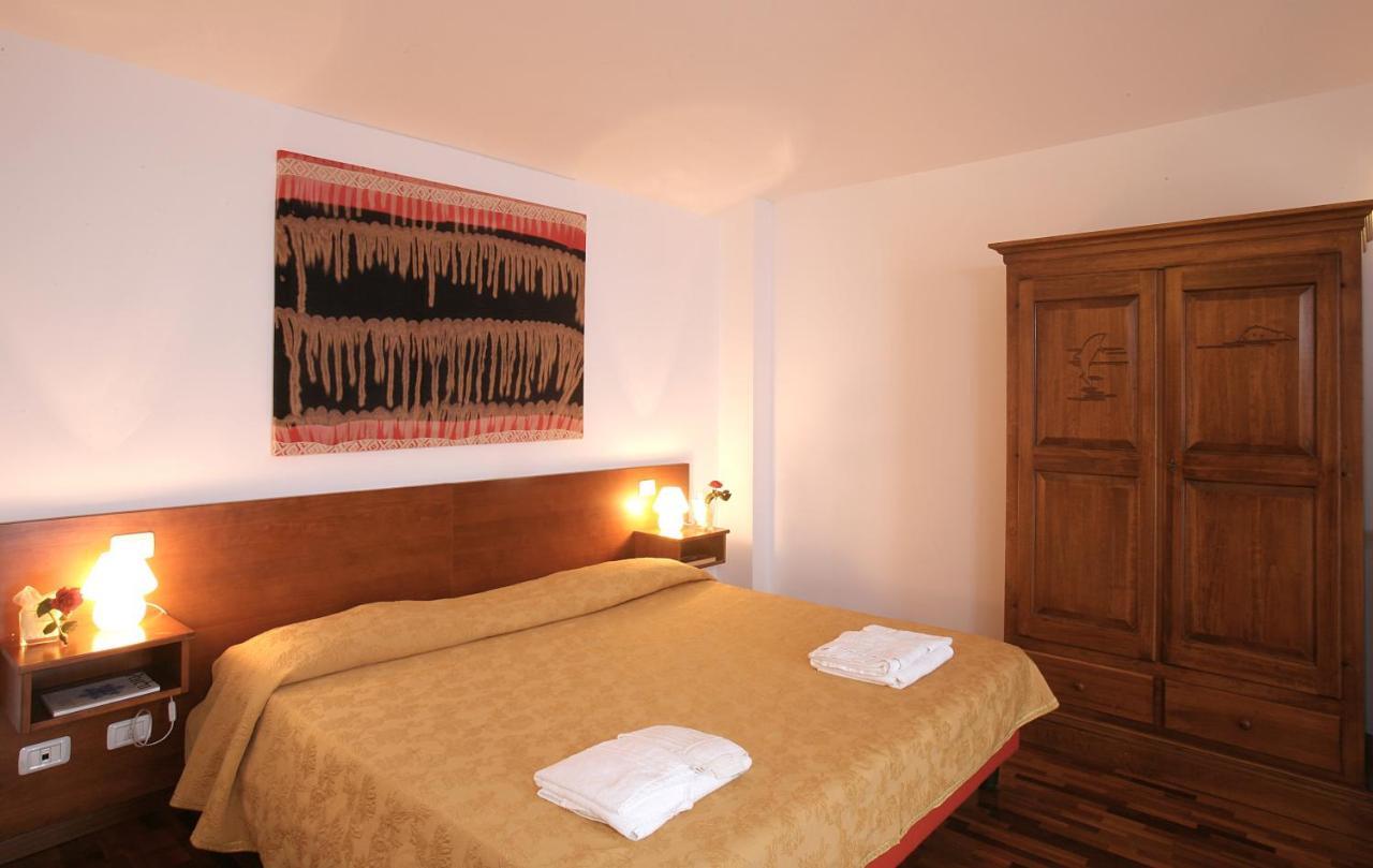 Residence Borgo San Sebastiano Bergeggi Phòng bức ảnh
