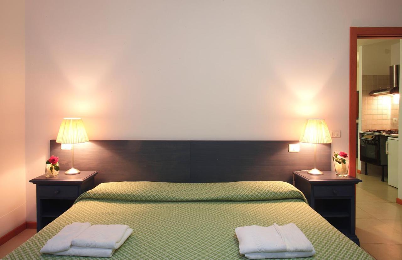 Residence Borgo San Sebastiano Bergeggi Phòng bức ảnh